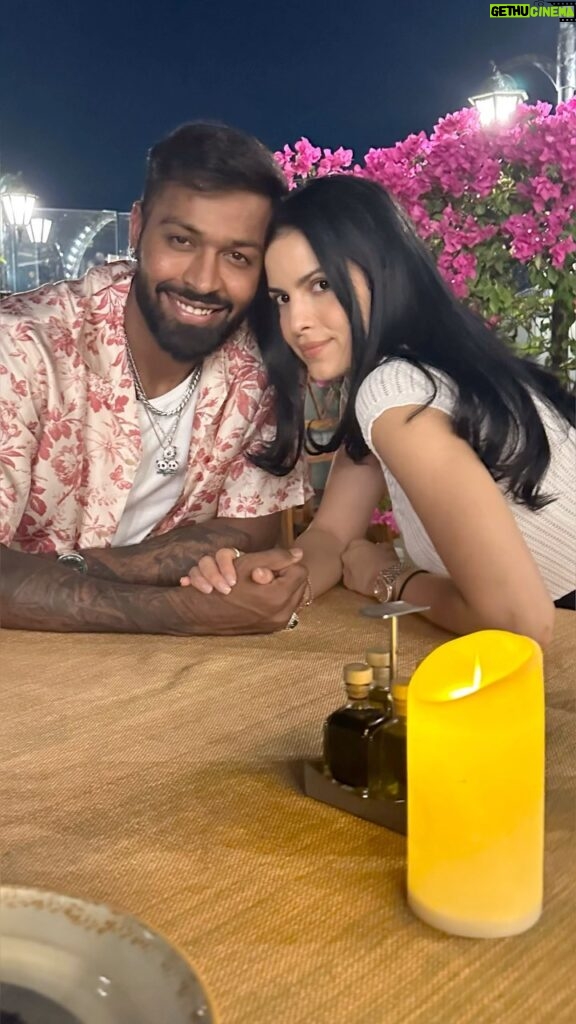 Natasa Stankovic Instagram - Happy Birthday my love! ❣️ May this year be filled with endless joy, laughter, and unforgettable moments. 🎁🥂 Cheers to you, my forever happiness! 🎈🍰 @hardikpandya93