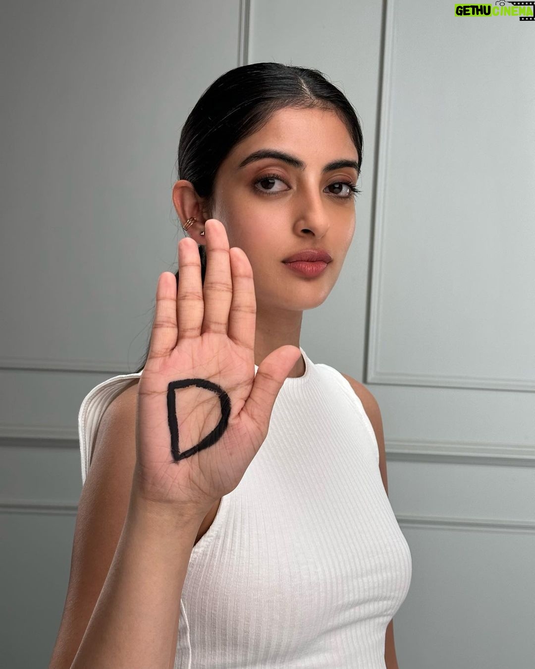 Navya Naveli Nanda Instagram - Stand Up with @lorealparis 💪🏼 Joining hands with @lorealparis to support Stand Up against street harassment. Let’s pledge to safely respond when we witness or experience street harassment to create a more inclusive space for men and women. Take the online training program at www.standup-india.com Because, we’re ALL worth it ♥️