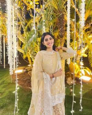 Navya Naveli Nanda Instagram - Only ❤️🌼✨