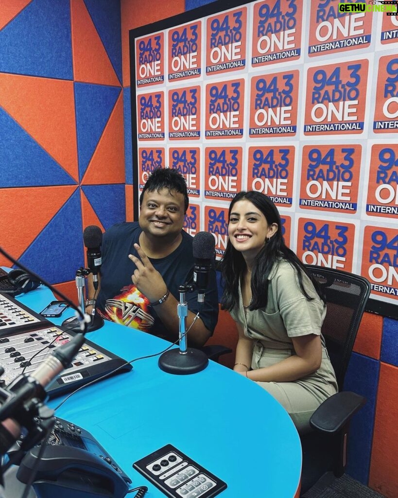 Navya Naveli Nanda Instagram - Thanks for having me on air with you this morning @94.3radiooneindia ♥️🎙️ RADIO ONE 94.3