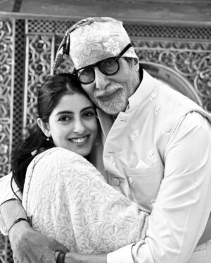 Navya Naveli Nanda Instagram - Happy Birthday नाना ♥️