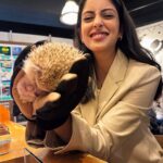 Navya Naveli Nanda Instagram - New friend 🦔 🇯🇵 Tokyo,Japan 東京,日本