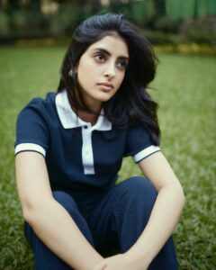 Navya Naveli Nanda Instagram - 💙