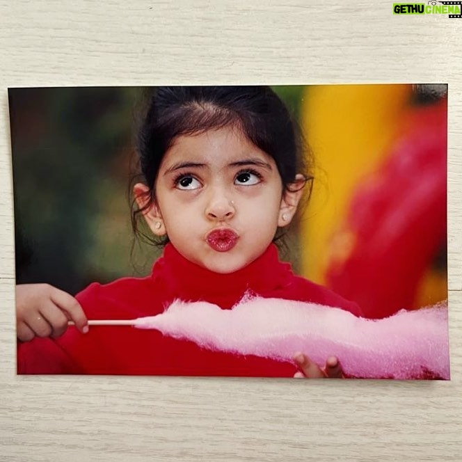 Navya Naveli Nanda Instagram - Sweeeeet like sugar 🍭