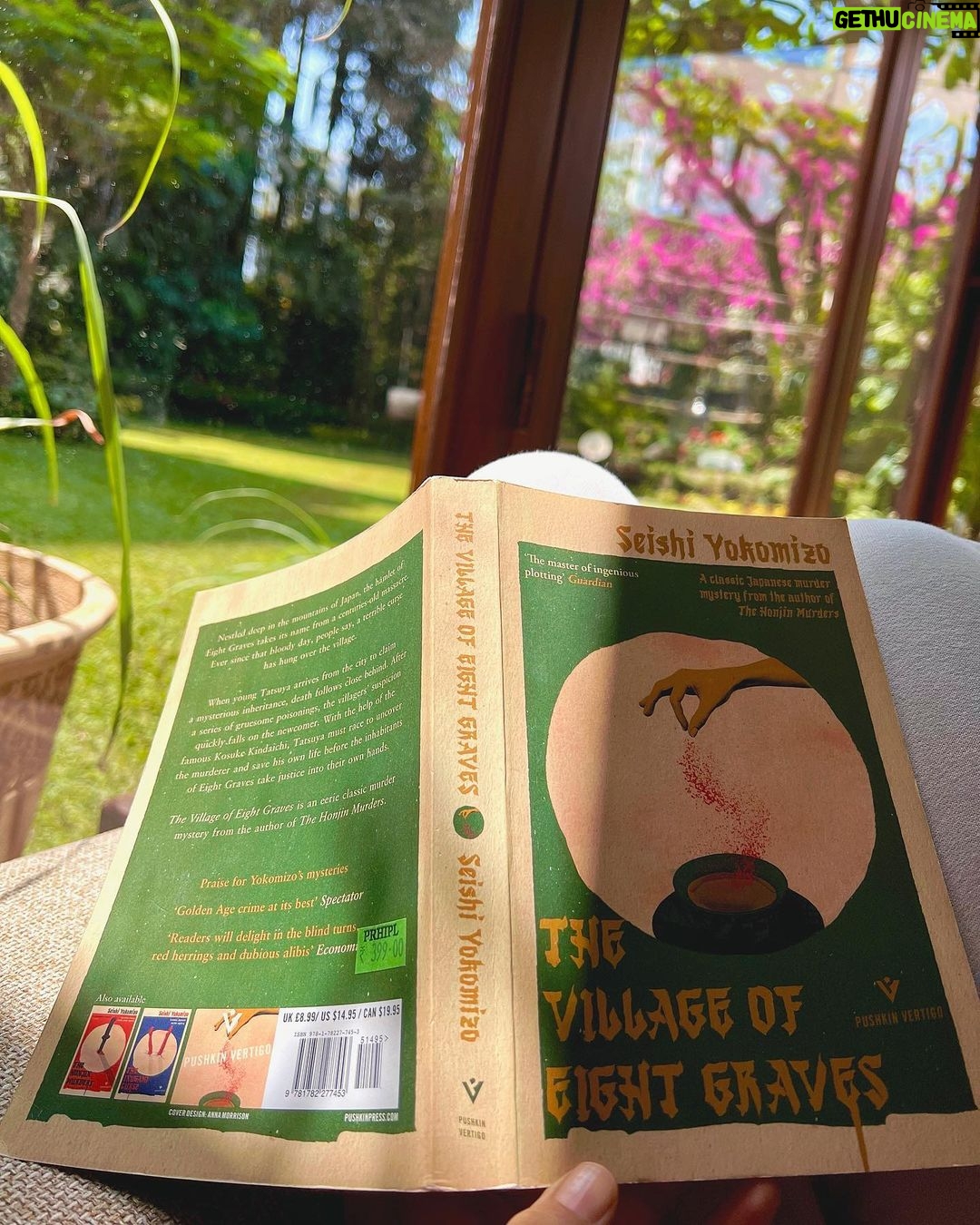 Navya Naveli Nanda Instagram - A reading nook, a Japanese murder mystery, & some ☀️-shine…