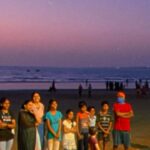 Navya Naveli Nanda Instagram - नुक्कड़ नाटक on Juhu Beach 🎭 by the Sakhi Girls!