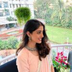 Navya Naveli Nanda Instagram - 🌸🌝 ft. my white hair :)
