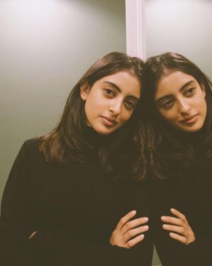 Navya Naveli Nanda Instagram - 🤓