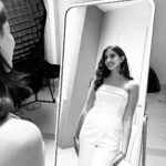 Navya Naveli Nanda Instagram - Something exciting coming up with @lorealparis 🖤