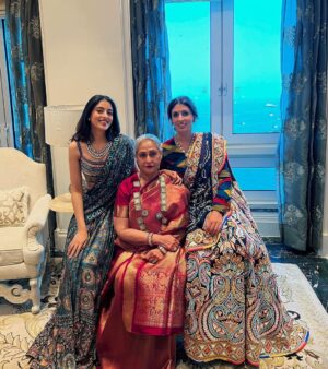 Navya Naveli Nanda Instagram - 🙋🏻‍♀️