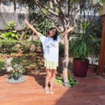 Navya Naveli Nanda Instagram - आगे बढ़ाने की है तैयारी, #EntrepreNaari सब पे भारी । Celebrating 10,000 members today‼️‼️‼️ We are just getting started making entrepreneurship accessible & easy for women across India. Thank you to all our #EntrepreNaari’s for being apart of our community and our celebration. The team that makes it happen: @madhuradasguptasinha @shemeansbusiness_dipikasingh @anuradha.thinknorth @ruchita_tandon9 ❤️ Ofcourse all our goodies were #EntrepreNaari made @thebrandnukitchen @fashionkraftofficial @ownforyou_ @jaey.in @macrame_love11 @a_bite_better @dimensionstees