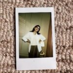 Navya Naveli Nanda Instagram - 😆🌻📷