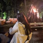 Navya Naveli Nanda Instagram - 🧣🪵♥️