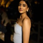 Navya Naveli Nanda Instagram - A night with @lorealparis 💫 📷: @shakeelbinafzal Styled by: @alliaalrufai @shubhangini_gupta Wearing: @safiyaa_official @stevemaddenindia @iblamebeads HMU: @clotildehairstylist Paris, France