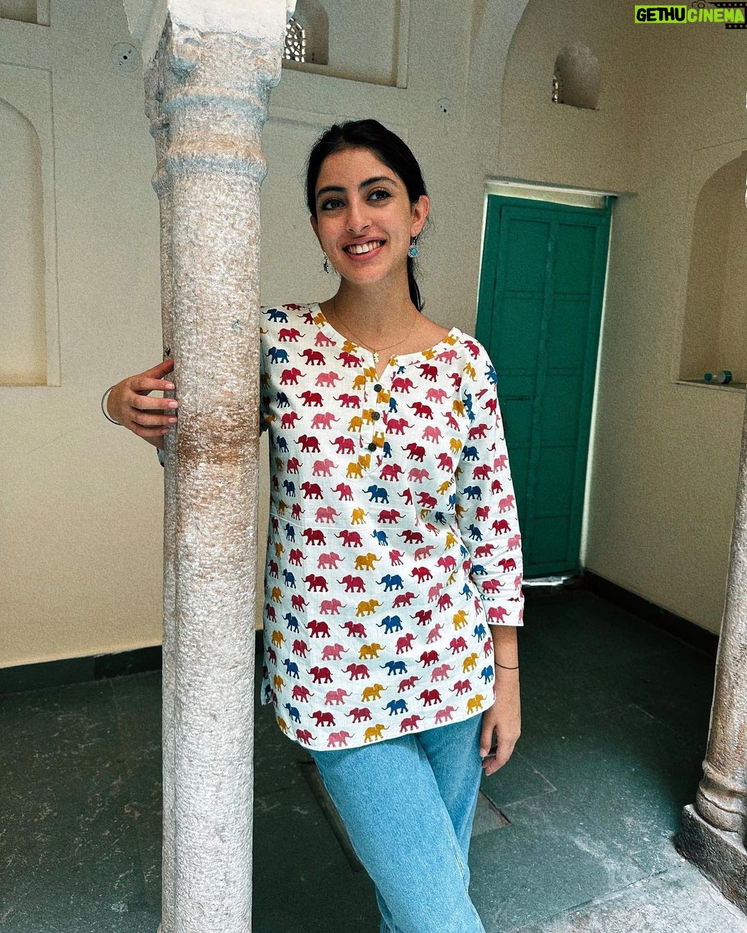 Navya Naveli Nanda Instagram - 🐘💙 Jaipur, Rajasthan