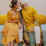 Neha Kakkar Instagram - I love this man.. 🥺 Happy Anniversary baby.. 3 years ho bhi gaye aur pata bhi nahin chala.. @rohanpreetsingh 🫶🏻