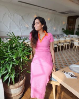 Neha Saxena Instagram - Brunch dates 🍲🥖
.
.
#brunch #foodie #sisters
