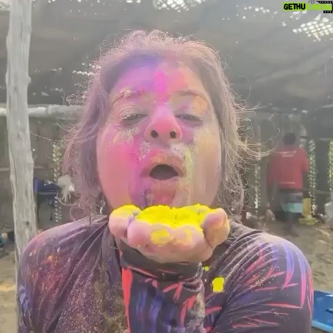 Nidhi Bhanushali Instagram - So grateful for this day to have repeatedly, with out fail, every year filled my life with joy and colours (literally). Happy Holi 🌈 Taking this opportunity to share this cute video @surfingindia & @shreyas__pawar made from last year’s holi. P.s. - Incredibly missing my family and friends back at home. This occasion will always be slightly incomplete without them by my side.