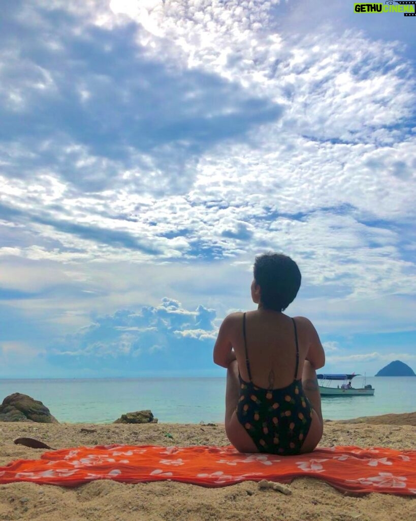Nidhi Bhanushali Instagram - #ByTheWave Pulau Perhentian Kecil, Malaysia
