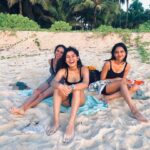 Nidhi Bhanushali Instagram - A weekend with my sisters and em +1s in the land of good surf, great ice cream and incredible sunsets. Wholesome yet incomplete without our girls @nayana_shyam @anveshavij @saumyauniyal_