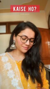 Nidhi Narwal Instagram - Kaise ho? 🌻 #nidhinarwal #lifeofnidhi #poetry #poetrycommunity #spokenword #stories #storytelling #poems #poet #poetsociety #jazbaatijantaa #stories #spokenwordpoetry #love #lifequotes #selfreminder