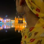 Nidhi Narwal Instagram - Pictures that didn’t make it to the gram before. ♥️✨ PS : ye jhumka toot gaya. #amritsar #goldentemple Golden Temple, Amritsar, India