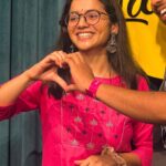 Nidhi Narwal Instagram - 06-08-2022 / CHANDIGARH Mujhe apni zindagi bas itni organised chahiye, jitna ki Chandigarh shehar. Kya khubsoorat shehar hai yar ye, aur kya khubsoorat log hain yahan ke! Bohot pyaar mila, bohot mohabbat baanti, aur chote-bade kuch ek khwaab poore hue! Shukriya Chandigarh 💖 #nidhinarwal #jazbaat #justbaatnahijazbaat #chandigarh Chandigarh, India