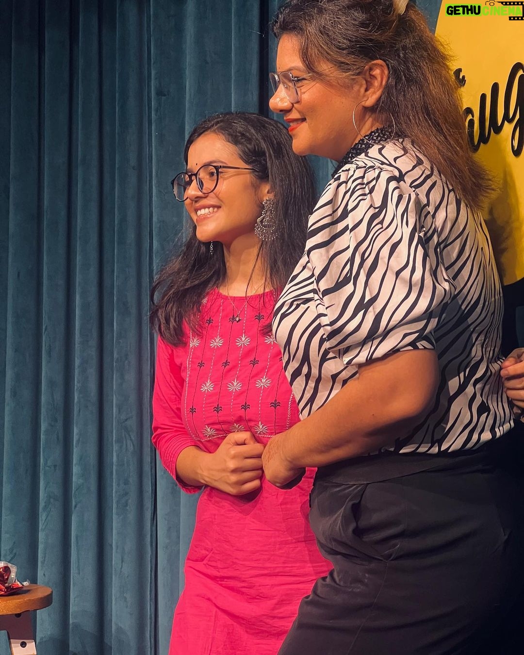 Nidhi Narwal Instagram - 06-08-2022 / CHANDIGARH Mujhe apni zindagi bas itni organised chahiye, jitna ki Chandigarh shehar. Kya khubsoorat shehar hai yar ye, aur kya khubsoorat log hain yahan ke! Bohot pyaar mila, bohot mohabbat baanti, aur chote-bade kuch ek khwaab poore hue! Shukriya Chandigarh 💖 #nidhinarwal #jazbaat #justbaatnahijazbaat #chandigarh Chandigarh, India