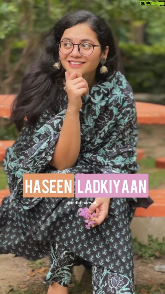 Nidhi Narwal Instagram - Tag your girl-friends and tell them how “haseen” they are 🌸 Got this beautiful kurta set from @likhaforyou ✨ #nidhinarwal #nidhinarwalpoetry #lifeofnidhi #haseenladki #haseen #kurtaset #ethnicwear #kurtis #clothingbrand