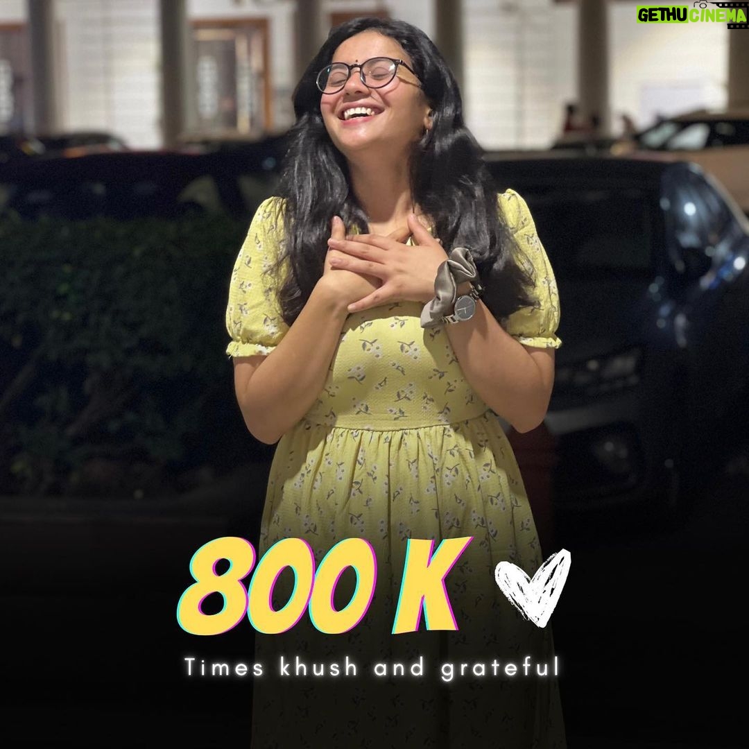 Nidhi Narwal Instagram - अत्यंत खुश एवं शुक्रगुज़ार ✨ Sometimes I really wonder whatttt have I done to deserve this much? But then I look at lost people finding themselves in my poems and stories, I see people believing in my words and uff! Kya bataun ye dekhkar kitni khush naseeb mehsoos karti hoon ki is duniya mein itni jazbaati akeli main nahin balki aur bhi log hain :’) Main hamesha kehti hoon ki mera “kahin tak” jaane ka iraada nahin hai. Bas “chalte jaane” ka iraada hai. Toh chalte rahenge… Jahan tak bhi safar le jaaye Naye doston, swaagat hai aap sabka humari jazbaati family mein aur Puraane doston, itne lambe samay tak saath banaye rakhne ke liye shukriya ❤️ Thanks to each and every person who has ever loved my work and believed in me! PS : the win is a little one but khushi badi hai bhai :’D #nidhinarwal #lifeofnidhi #jazbaati #jazbaatijantaa #800k #thankful