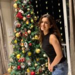 Nidhi Shah Instagram – Brought home the Xmas cheer for the first time with my mother! The sheer happiness on her face was priceless. It’s always those little things that make house a home. 😁❤️