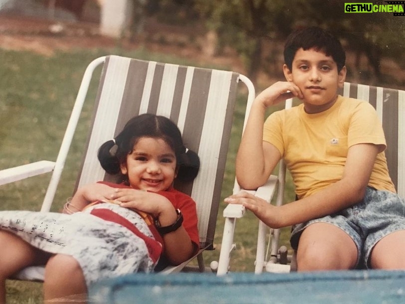 Nidhi Singh Instagram - Happy Happy Rakhikhikhikhikhikhi !!😬🐒🧿