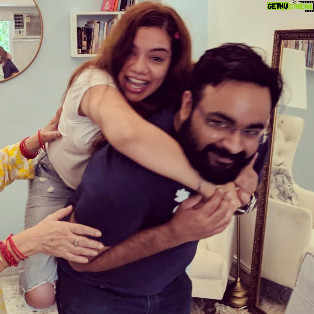 Nidhi Singh Instagram - STAGES (—>> swipe right) . For everything that weighs you down, I’ll always be ready to jump on your back to cheer you on. 😆 Love you my “Tyutest” lil one @kaykaykaptures ❤️❤️❤️ . #FamilyFirst
