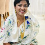 Niharika Dash Instagram – Shubha Mahalaya everyone 

On this sacred day of Mahalaya, may we all be inspired by the strength and courage of Maa Durga. May we strive to be better people and make the world a better place. 

May we be little more kind, understanding towards each other 💛

#Mahalaya2023
 #Mahalaya2023 Dubai, United Arab Emirates