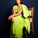 Nimrat Kaur Instagram – Hari pari 💚🍀

HMU : @nishisingh_muah assisted by @ashisbogi 
Outfit : @stylemati 
Jewellery : @goldenwindow @ascend.rohank 
Styling : @shaleenanathani 
Styling team : @simrankumar19 @vasudhaguptaa
Photographer : @visualaffairs_va 

#promotions #BossBabeBela♠️ #BelaDiaries❤️‍🔥 #SajiniShindeKaViralVideo @maddock