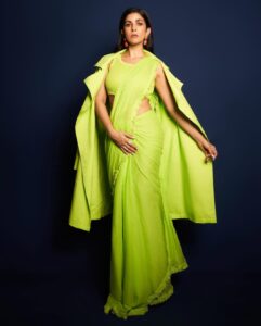 Nimrat Kaur Instagram - Hari pari 💚🍀 HMU : @nishisingh_muah assisted by @ashisbogi Outfit : @stylemati Jewellery : @goldenwindow @ascend.rohank Styling : @shaleenanathani Styling team : @simrankumar19 @vasudhaguptaa Photographer : @visualaffairs_va #promotions #BossBabeBela♠️ #BelaDiaries❤️‍🔥 #SajiniShindeKaViralVideo @maddock