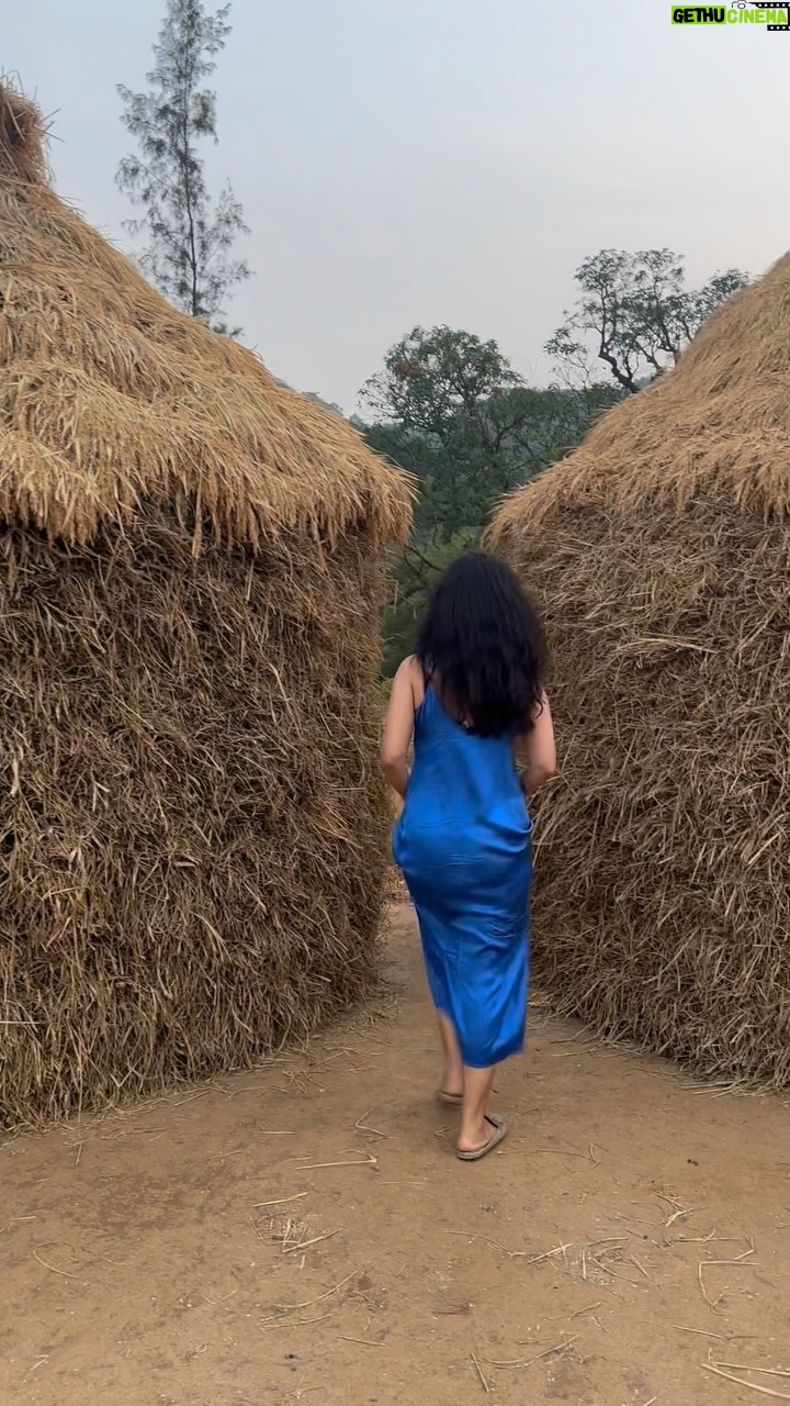 Nimrat Kaur - 593.4K Likes - Yeh transition beat karkey dikhao!! 🥴
#decemberchallenge #openchallenge #reeltransition #reelkarofeelkaro #beatthis #BharatKiNimrat