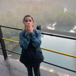 Nimrat Kaur Instagram - Bela Barot ki kadak duniya ke kuch naram unseen moments… For everything else, watch #SajiniShindeKaViralVideo only on @netflix_in!!! #linkinbio #watchnow #nowstreaming #doobermanmadam #bossbabebela♠️ #beladiaries❤️‍🔥 Pune