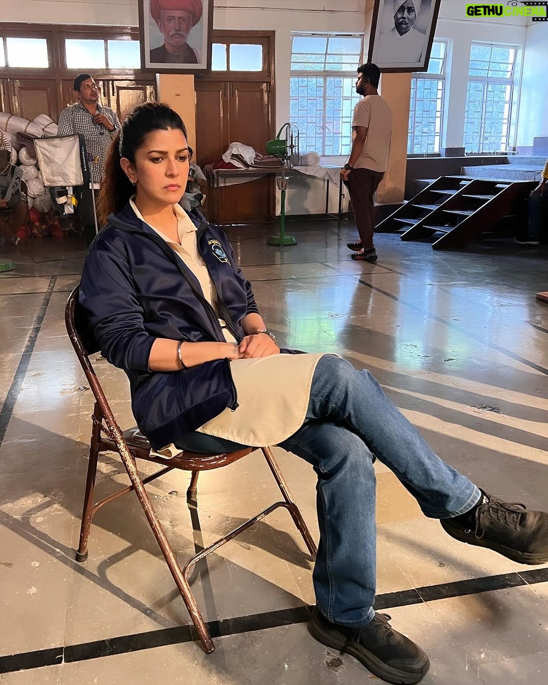 Nimrat Kaur Instagram - Bela Barot ki kadak duniya ke kuch naram unseen moments… For everything else, watch #SajiniShindeKaViralVideo only on @netflix_in!!! #linkinbio #watchnow #nowstreaming #doobermanmadam #bossbabebela♠️ #beladiaries❤️🔥 Pune