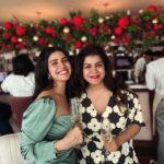 Nimrat Kaur Instagram - From chai to champagne…that’s a wrap on our Mumbai schedule for the yearrr!!! Hello vacayyyy!!!! ✈️♥️🥂🎁👯‍♀️ #boxingday #champagnecampaign #bandradump #rubytuesday Gigi Bombay