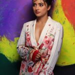Nisha Guragain Instagram - Beauty Begins The Moment You Decided To Be Yourself….. 📷 @faizialiphotography Edit @safyanali_retouching Makeover @makeupbybharti