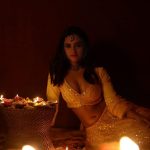 Nisha Guragain Instagram - Spreading Diwali vibes! ...🪔 📷- @faizialiphotography Location- @fzyfuzionstudio MUA- @makeupbybharti