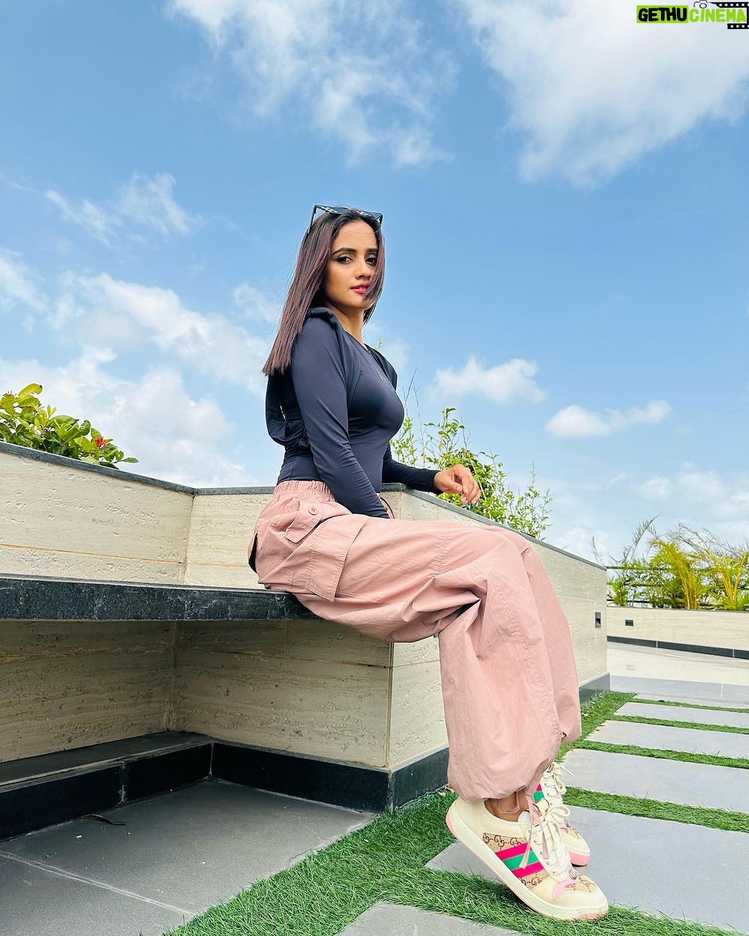 Nisha Guragain Instagram - Current status: distancing myself from bullshit…..😇 In My Own Happy World