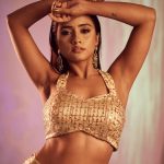 Nisha Guragain Instagram - Your attitude determines your direction—.. 📷 - @saurabh_sonkar Outfit- @the_adhya_designer Makeup- @katze_boo Location @backstage_mumbai