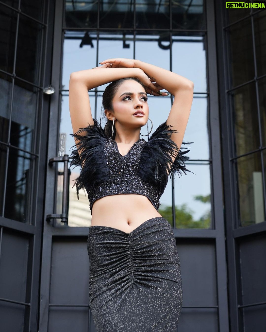 Nisha Guragain Instagram - Always pay attention to the people who don't clap when you win…