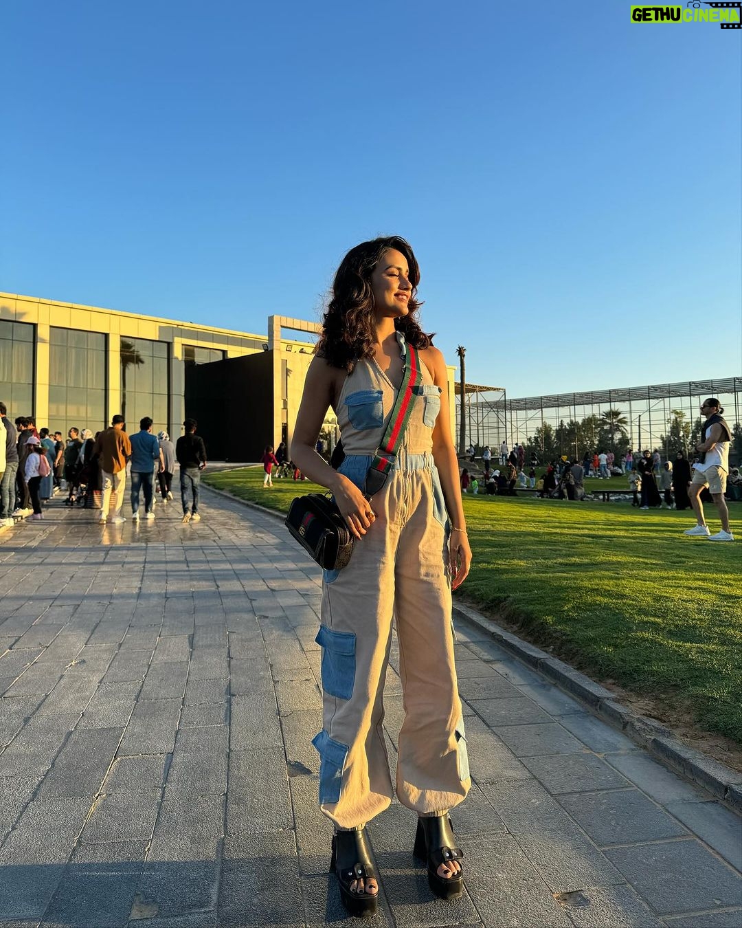 Nisha Guragain Instagram - When you live in the moment, you won't miss a thing…..😊 The Zoo Wild Life Park