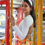 Nisha Guragain Instagram - पीछे रह जायेगा ये ज़माना यहाँ कल क्या हो किसने जाना ज़िन्दगी एक सफ़र है सुहाना यहाँ कल क्या हो किसने जाना😊 Style - @sumairamomin 📷 - @official.khushal.photography