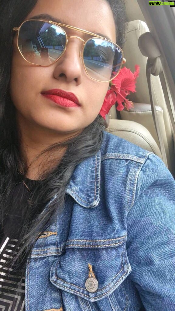 Nisha Krishnan Instagram - Heart beatu for my darling @saindhavi_prakash ❤ Happiest birthday 🎂 🥳 #yerkadu #mommyanddaughter