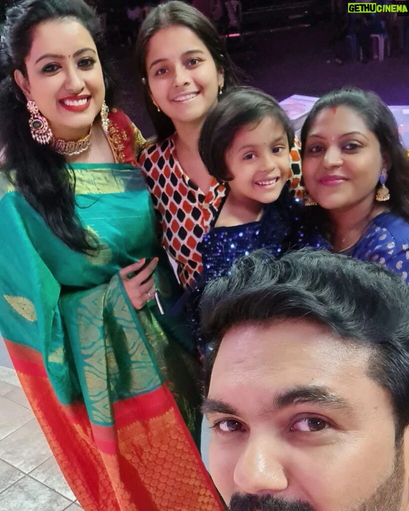 Nisha Krishnan Instagram - Zeetamil Tamizha Tamizha photo dump 😁 It's was so good to see all of them after long time! Not so good when we got roasted by our family members 😅😬🙈 it was an interesting topic! I'll update when the show goes live! #zeetamil #tamizhatamizha