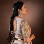 Nisha Krishnan Instagram - ✨️ Makeup & Hairdo @ready_to_tangle Behind the lens- @focuzstudios @chandrubharathy Stylist & Concept @sharmithmakeover Saree- @pachaiyappas_silks Blouse- @d.sign.d Jewellery- @theamethyststore Draping- @sharmithmakeover